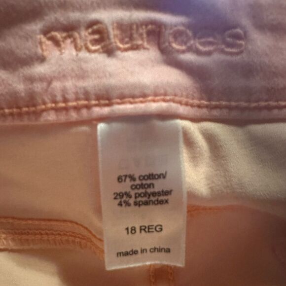 Maurice’s Jean Shorts Woman’s Size 18 - Picture 2 of 3